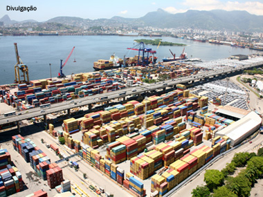 Portos brasileiros movimentaram 245,8 milhões de toneladas brutas no 3º trimestre de 2013