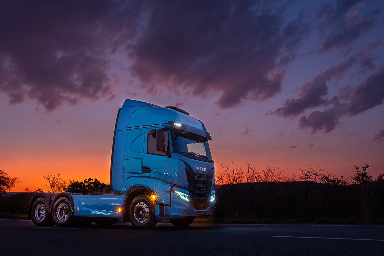 Iveco já vendeu toda a produção de 2023 dos caminhões S-Way Iveco já vendeu toda a produção de 2023 dos caminhões S-Way